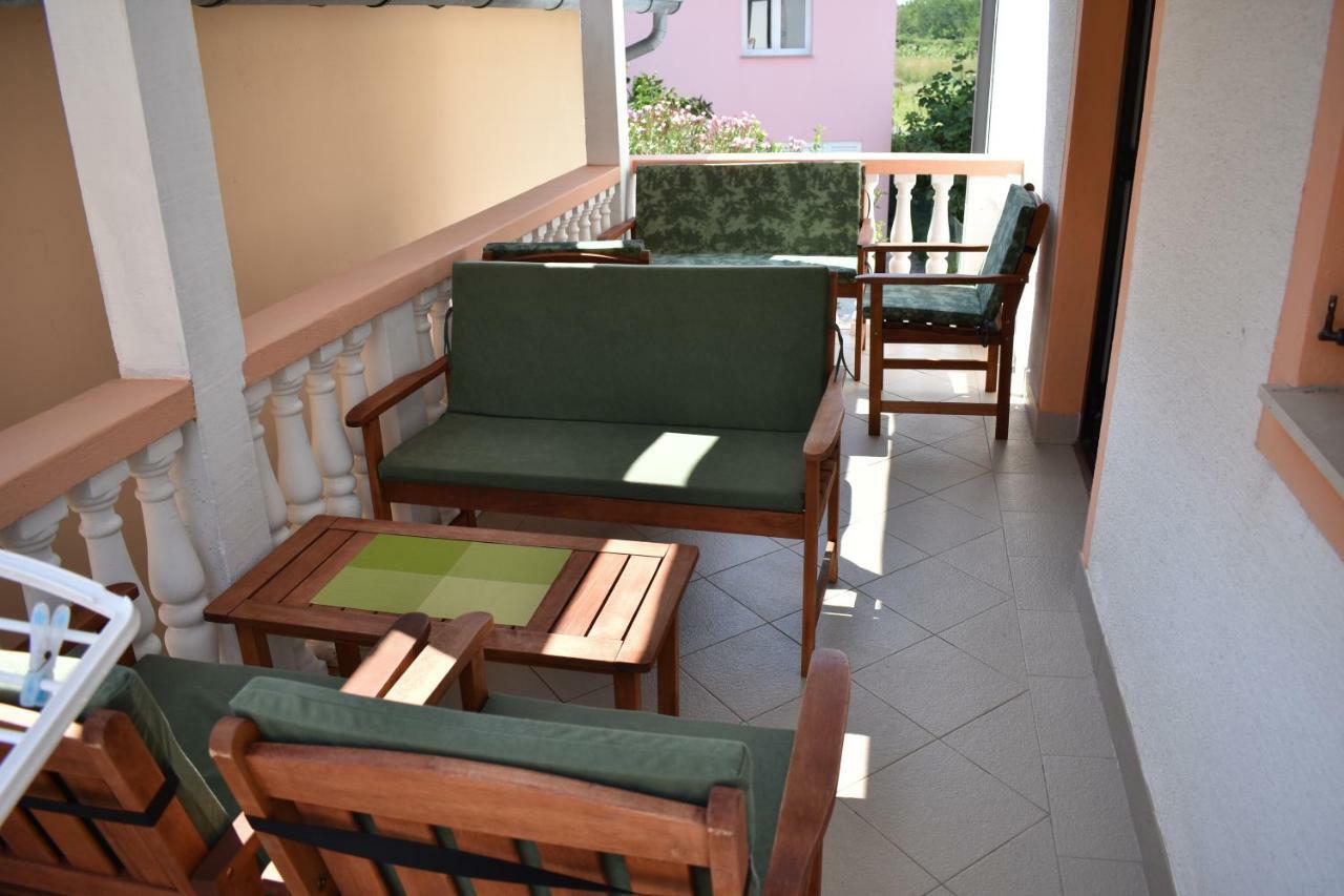 Apartman Nin-Dodo Dış mekan fotoğraf